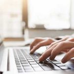 Wix致力于高级订阅，获得超越收益指导的强劲收入